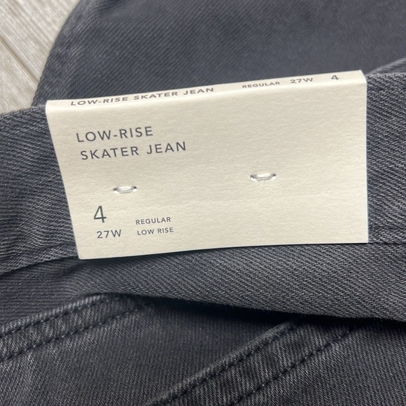 NWT AE Low Rise Skater Jean - Picture 3 of 7